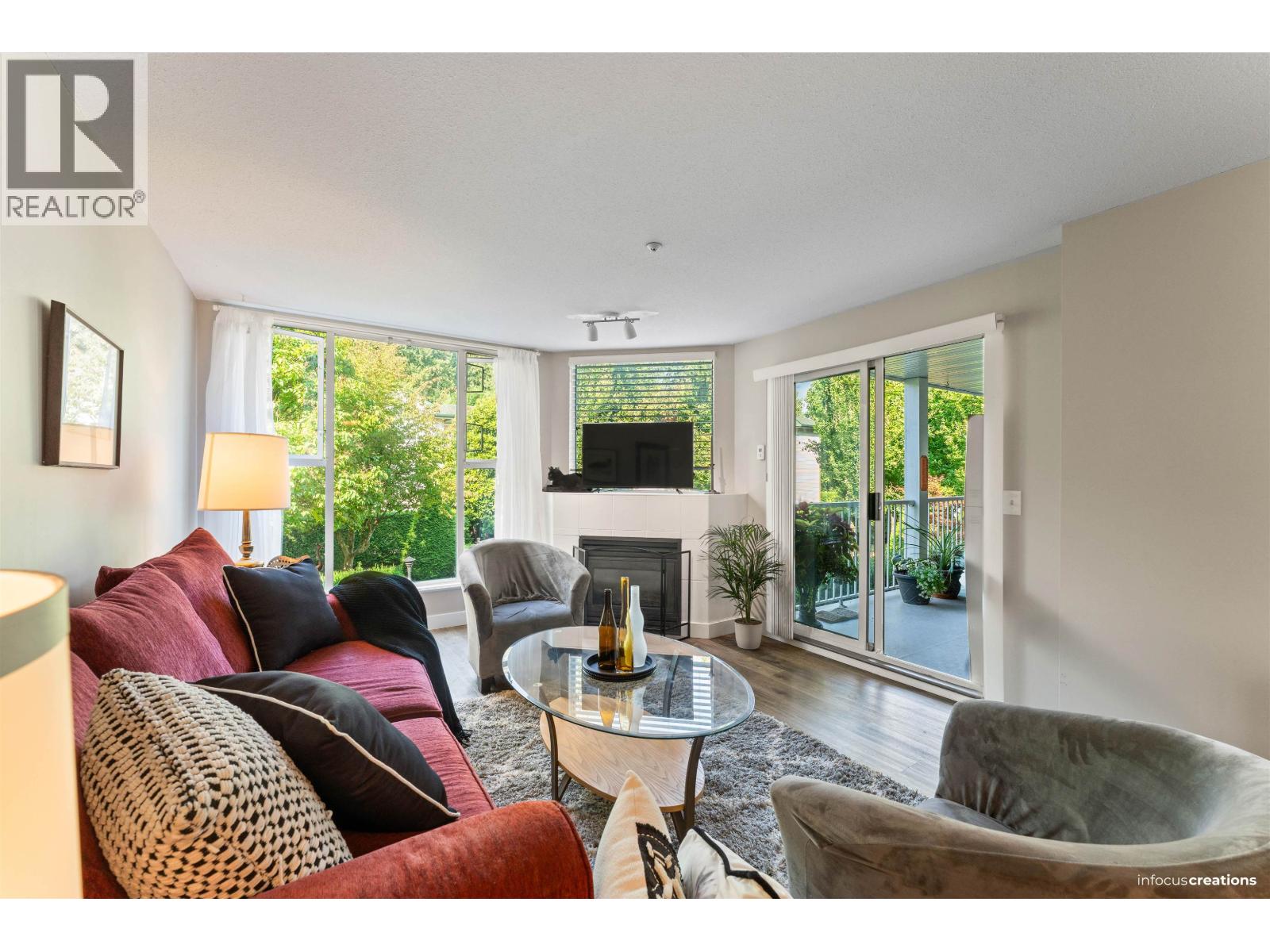 12155 191b Street Unit 203, Pitt Meadows, BC V3Y 2S2