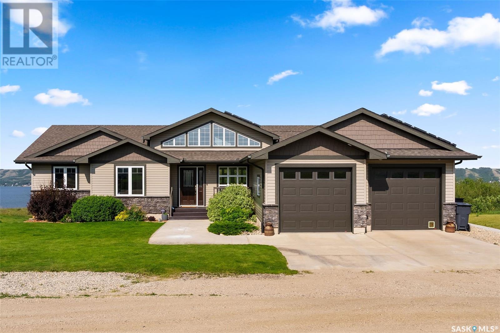 709 Saskatoon Dr, Katepwa Beach, SK S0G 1S0