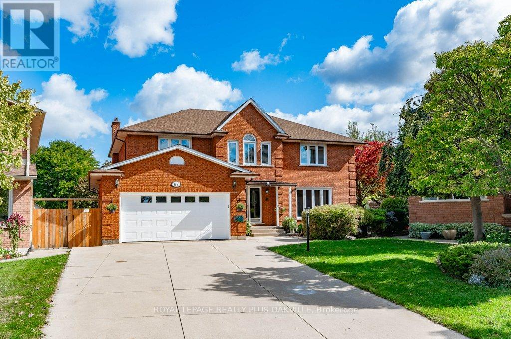 67 Horizon Ct, Hamilton, ON L9B 1W9