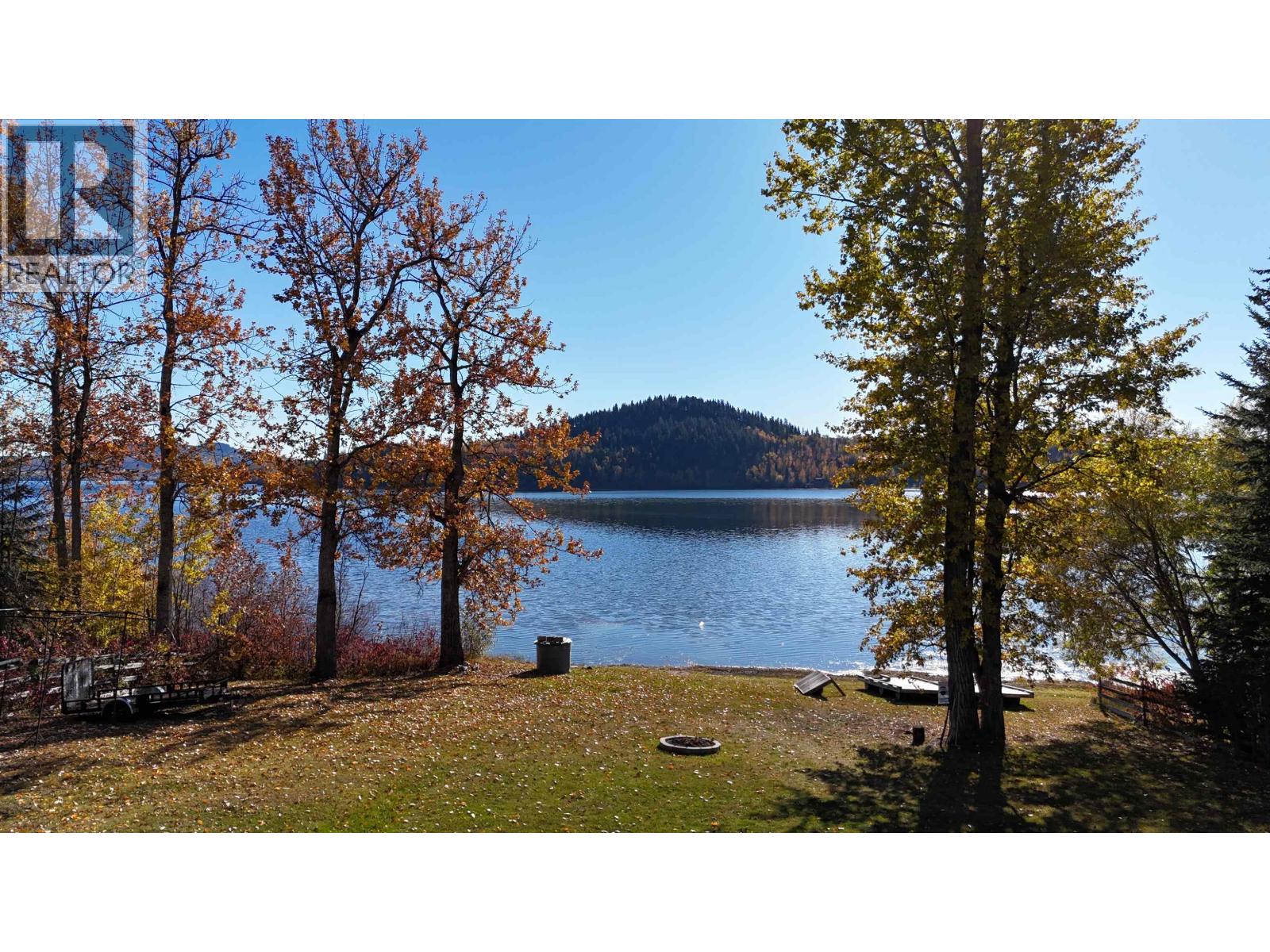 5965 Mckenzie Rd, Fraser Lake, BC V0J 1S0