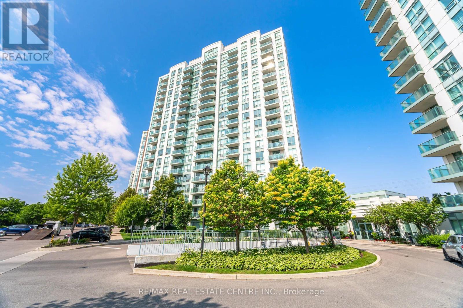 109 4850 Glen Erin Dr, Mississauga, ON L5M 7S1