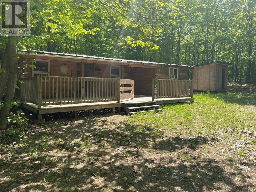 14 Otter Lake Rd, M'chigeeng, ON P0P 1S0