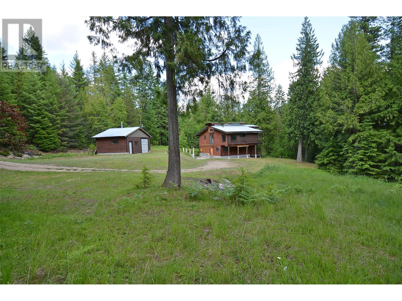 4911 Slocan River Rd, Nelson, BC V1L 2J0