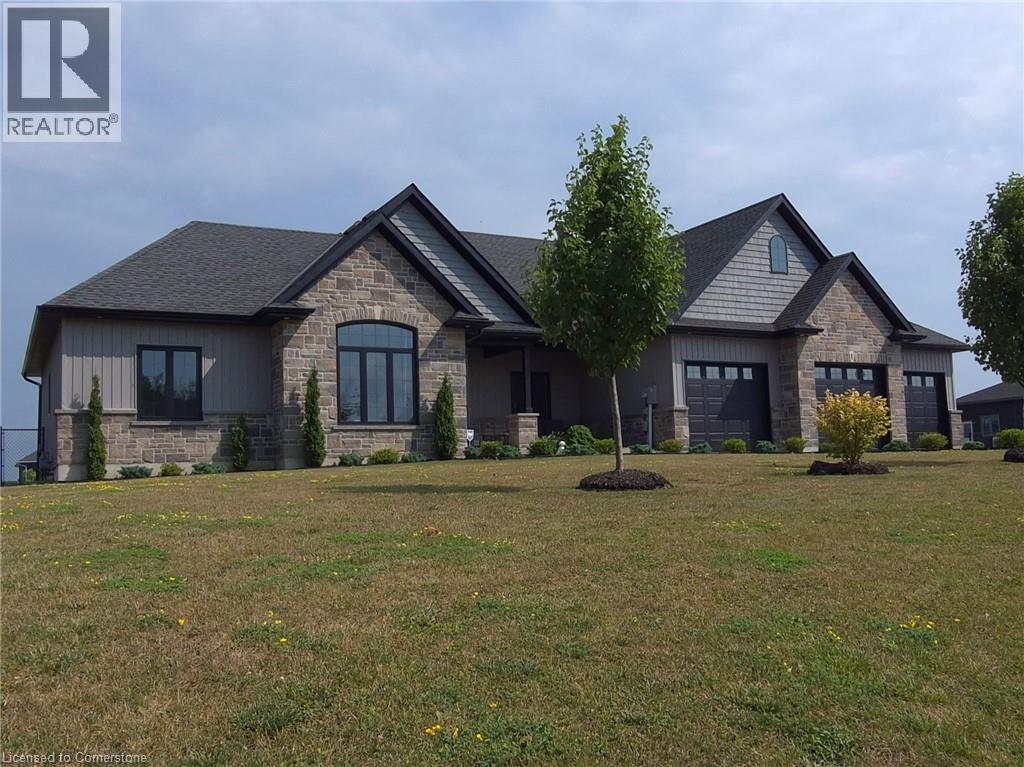 1 Phillips Ct, Dunnville, ON N1A 2W2