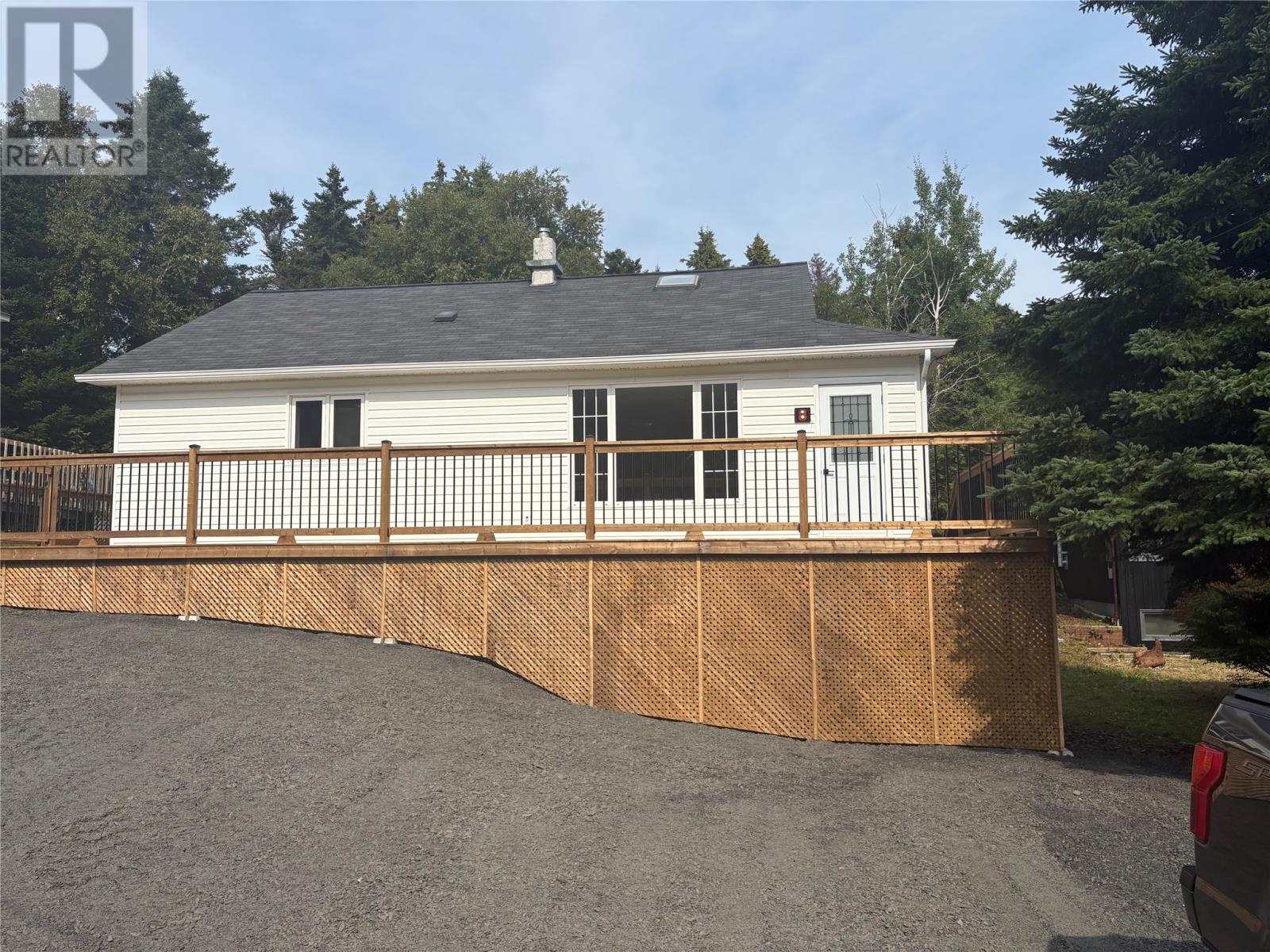 8 Elizabeth St, Lewisporte, NL A0G 3A0