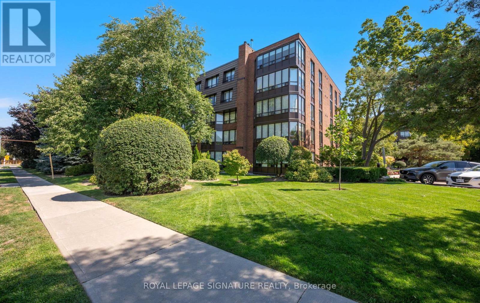 115 255 The Donway W, Toronto, ON M3B 3M3