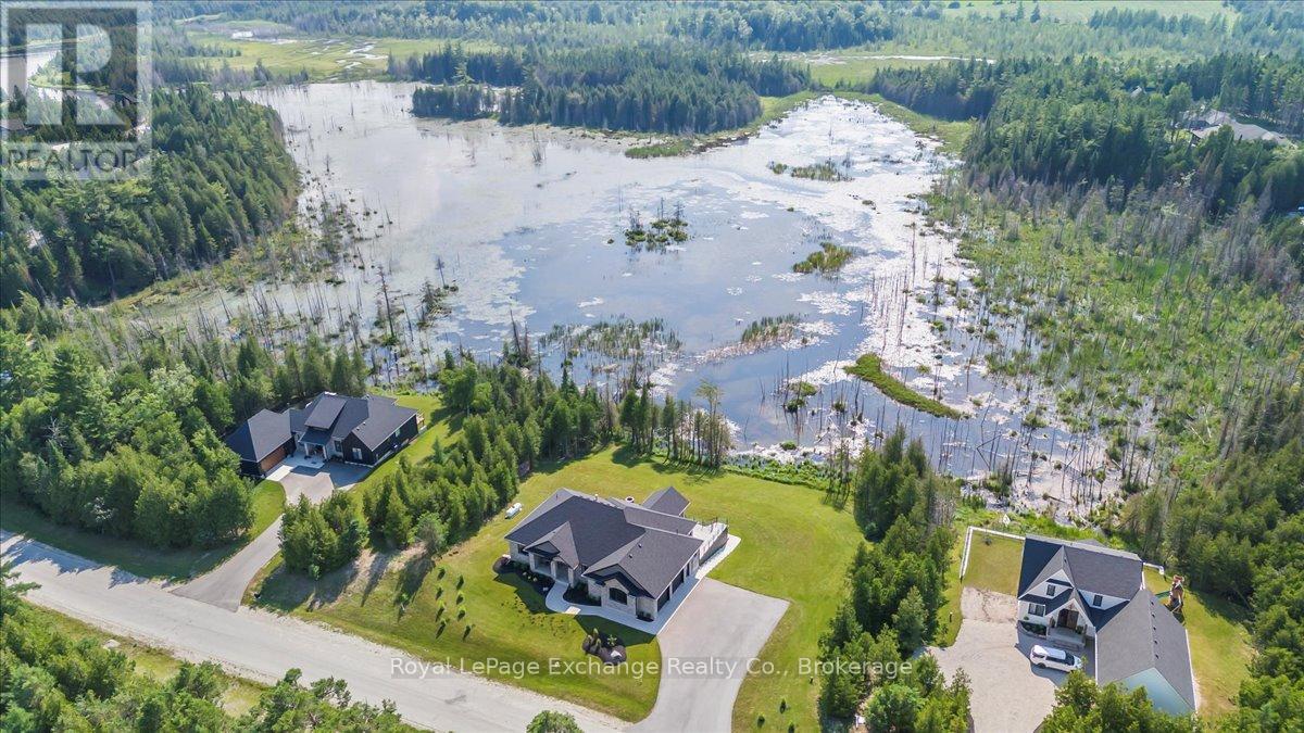 150 Louise Creek Cres, West Grey, ON N0G 1S0