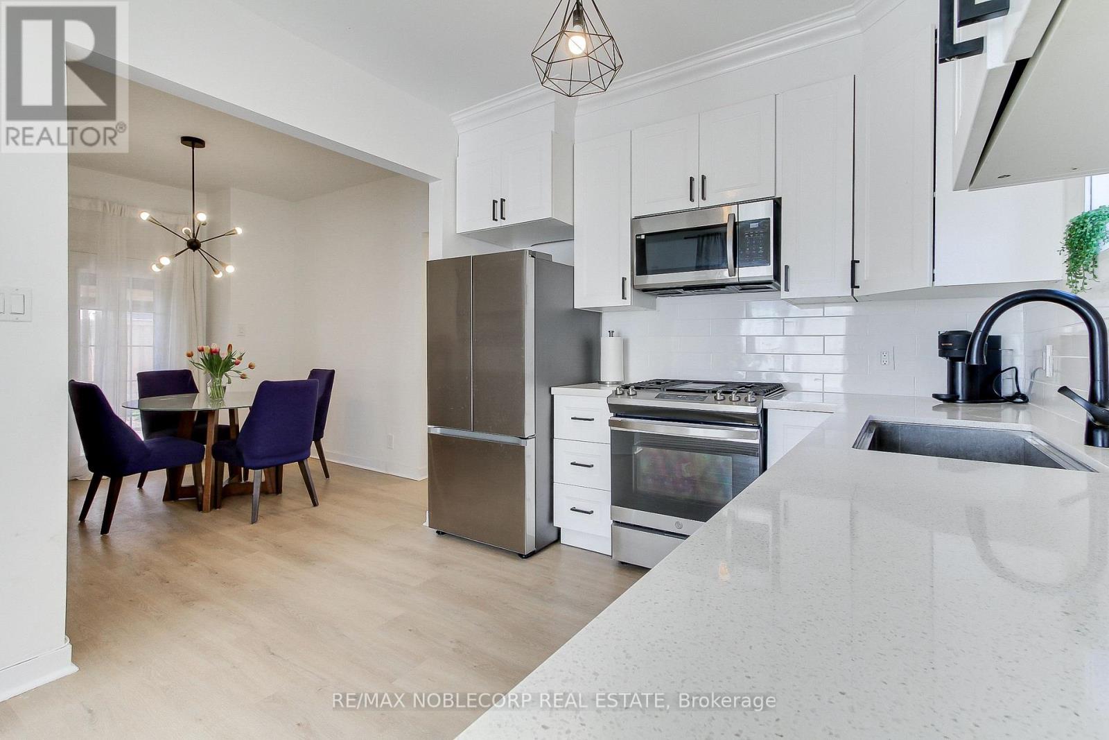 174 E 31st St, Hamilton, ON L8V 3P5