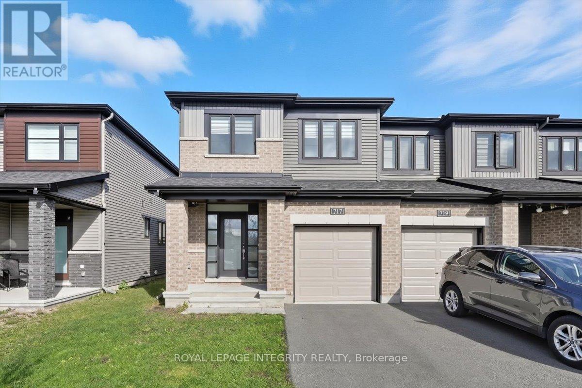717 Sebastian St, Ottawa, ON K4A 5L1