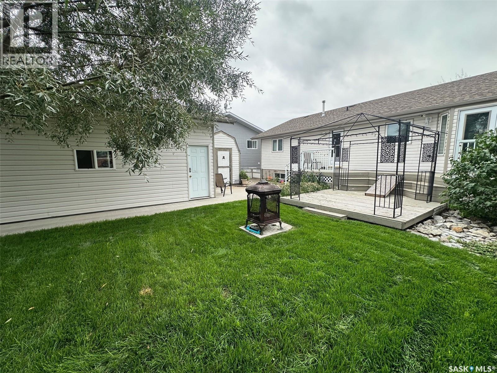 536 5 Ave, Hudson Bay, SK S0E 0Y0