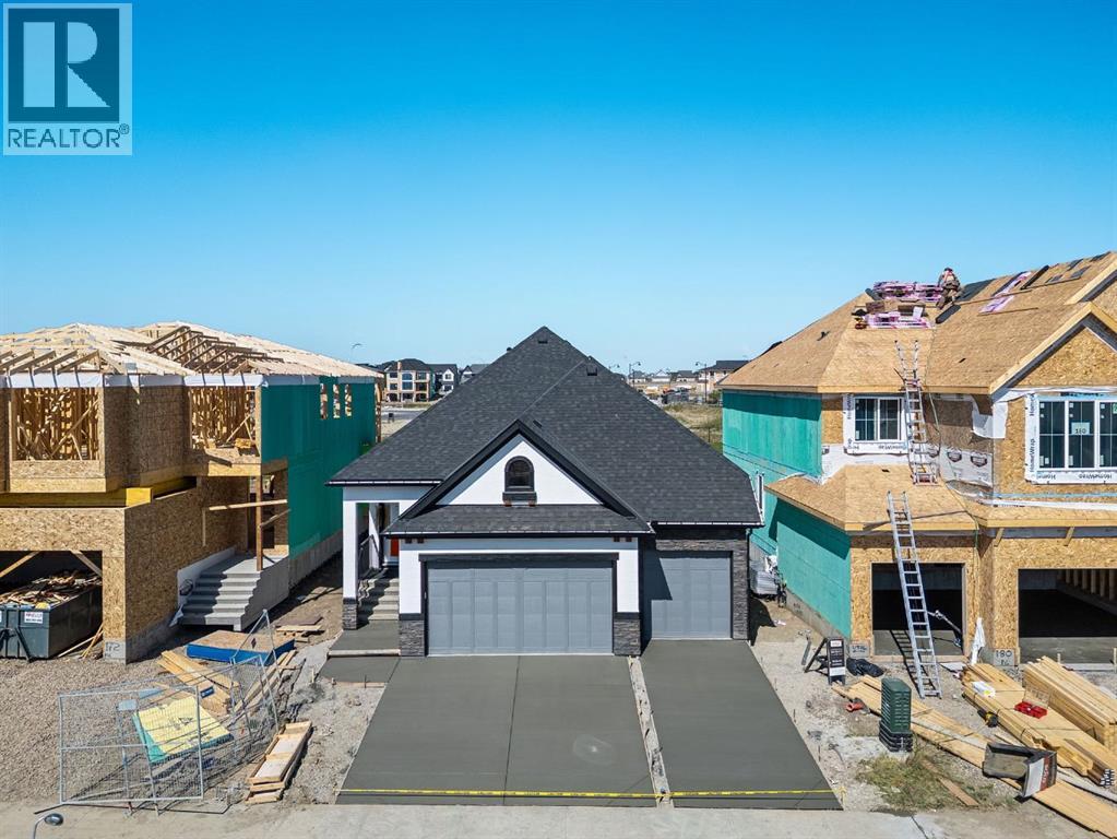 176 Marina Grv SE, Calgary, AB T3M 3S9