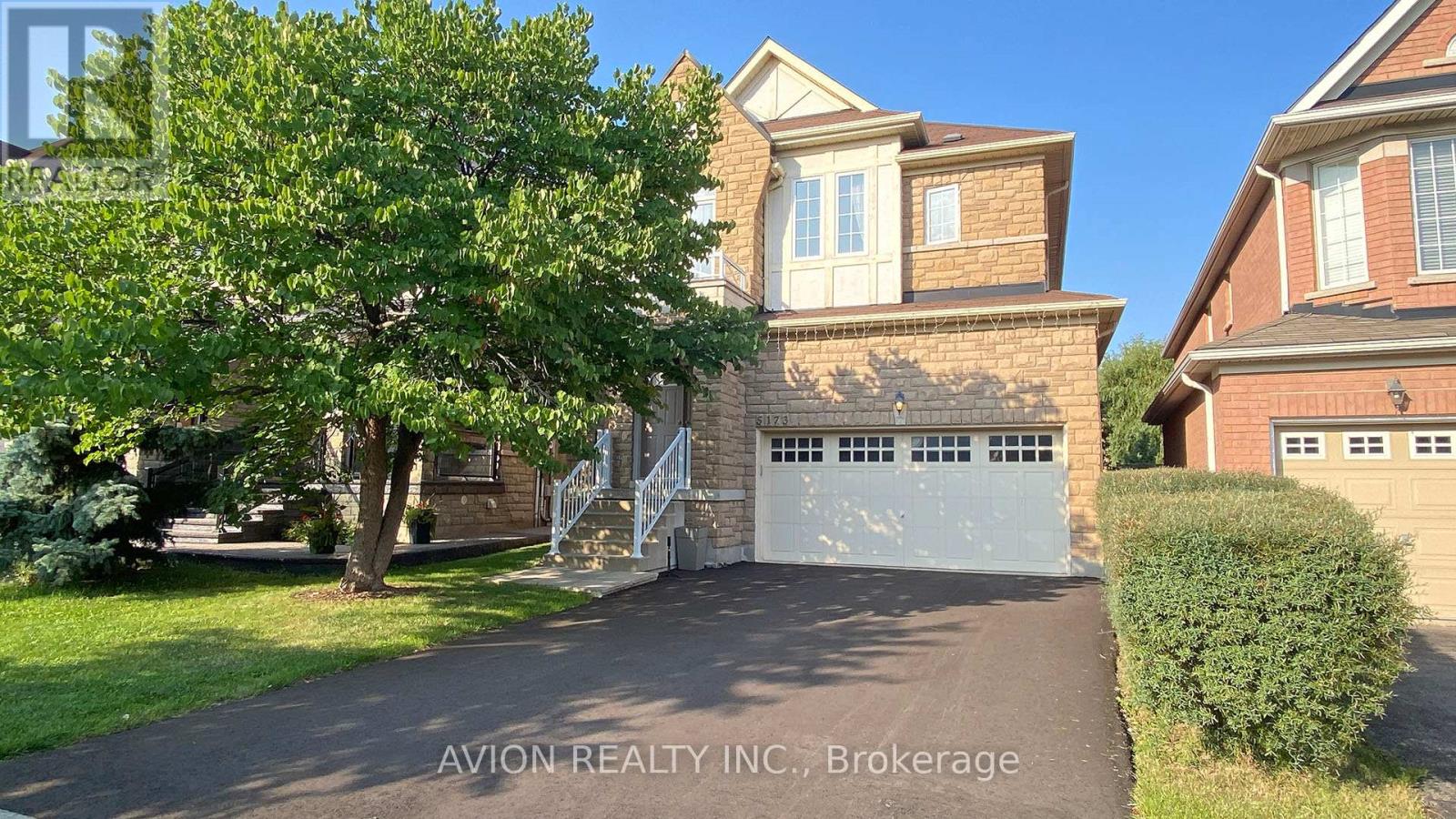 5173 Churchill Meadows Blvd, Mississauga, ON L5M 8B7