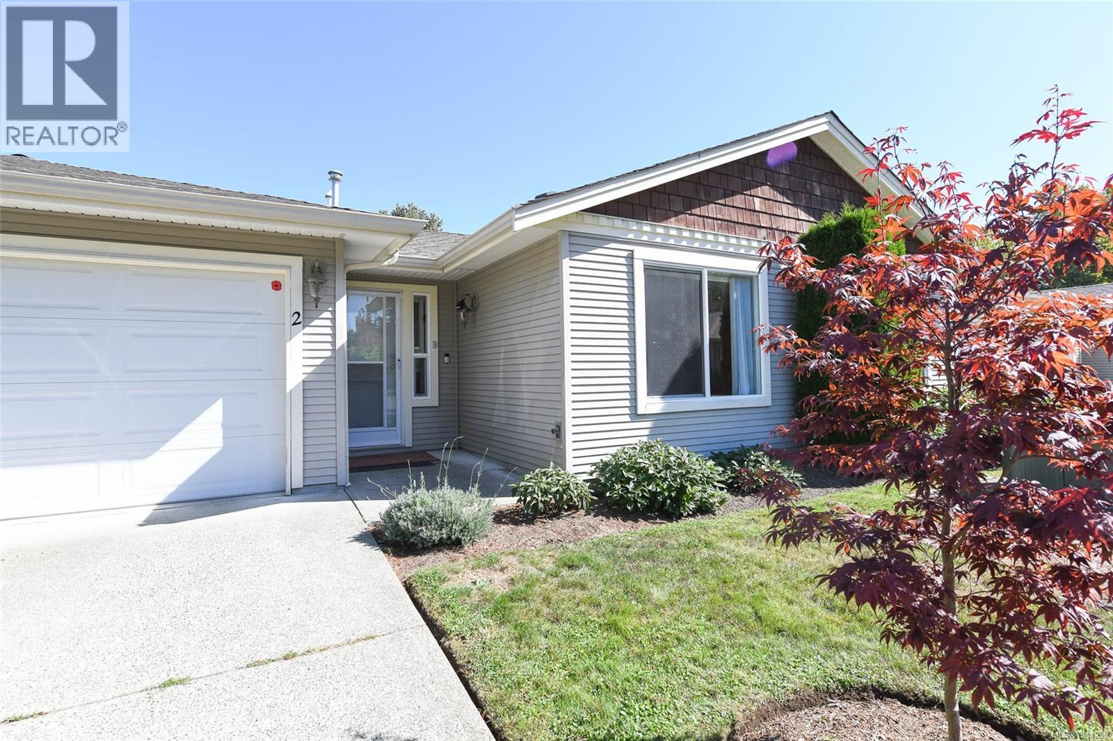 1050 8th St Unit 2 St, Courtenay, BC V9N 4A5