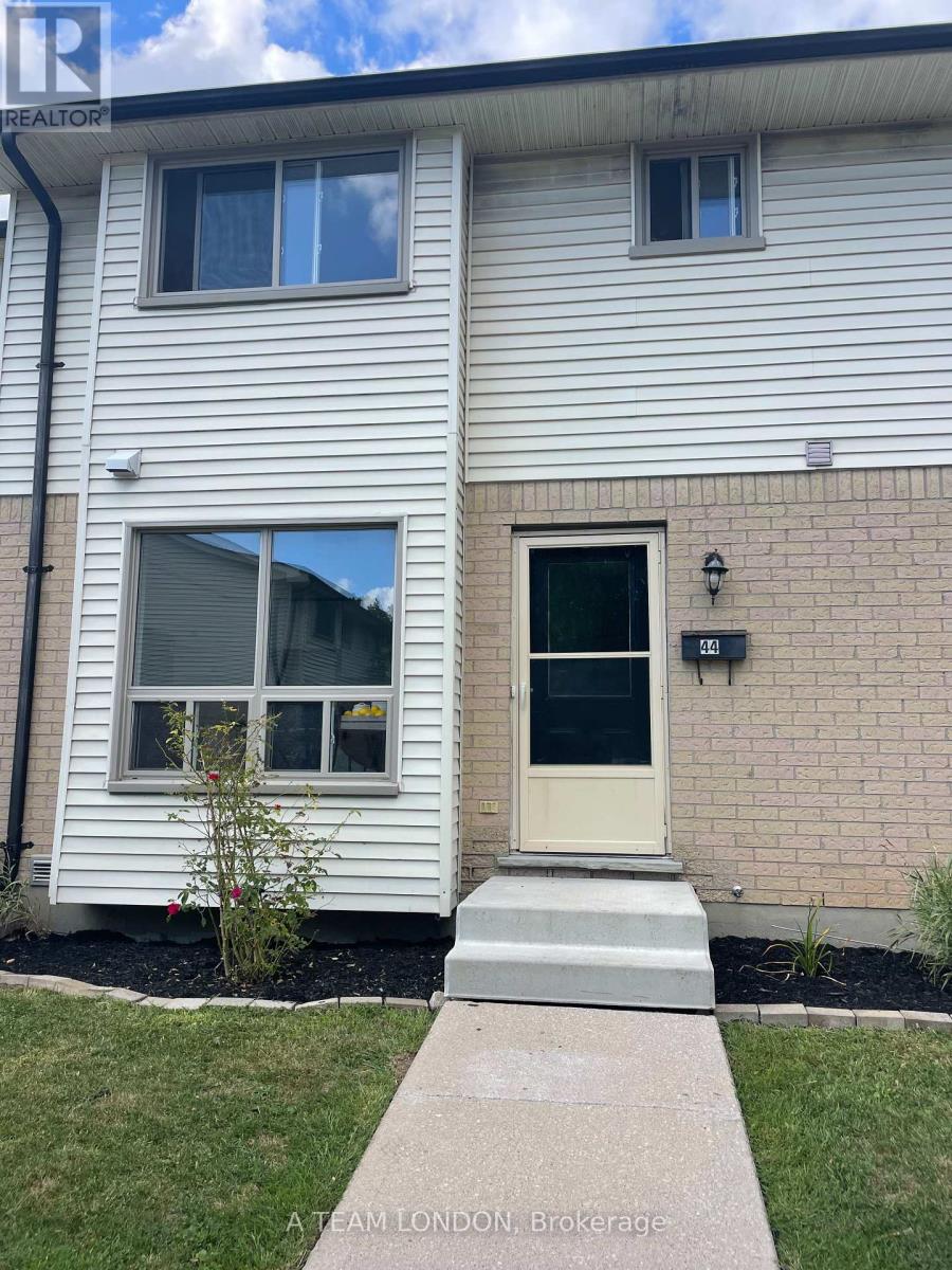 44 355 Sandringham Cres, London, ON N6C 5K3