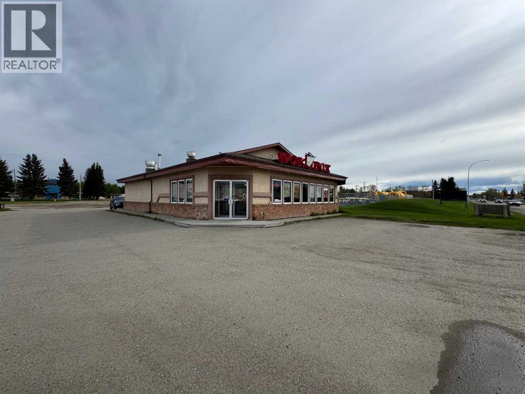 2 Avenue Unit 5103, Edson, AB T7E 1S9