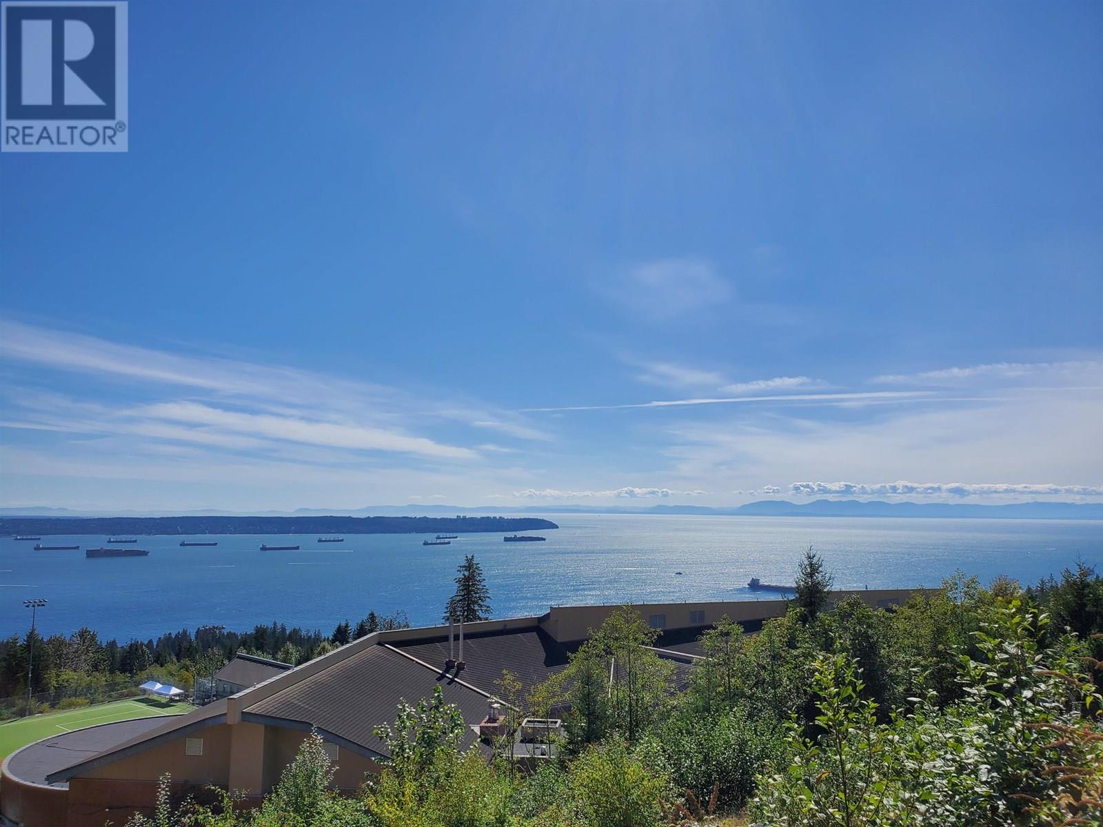 2870 Rodgers Creek Ln, West Vancouver, BC V7S 0A7