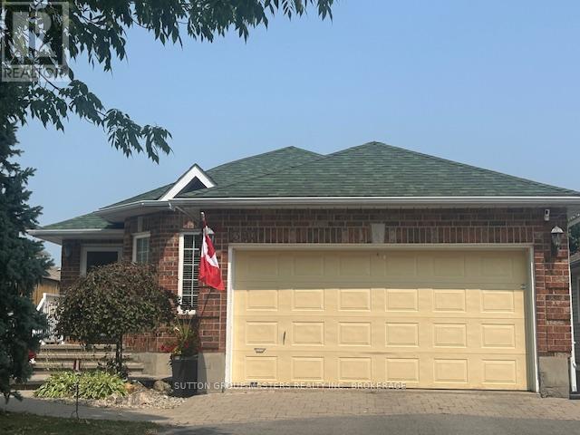 1393 Fisher Cres, Kingston, ON K7M 8T2