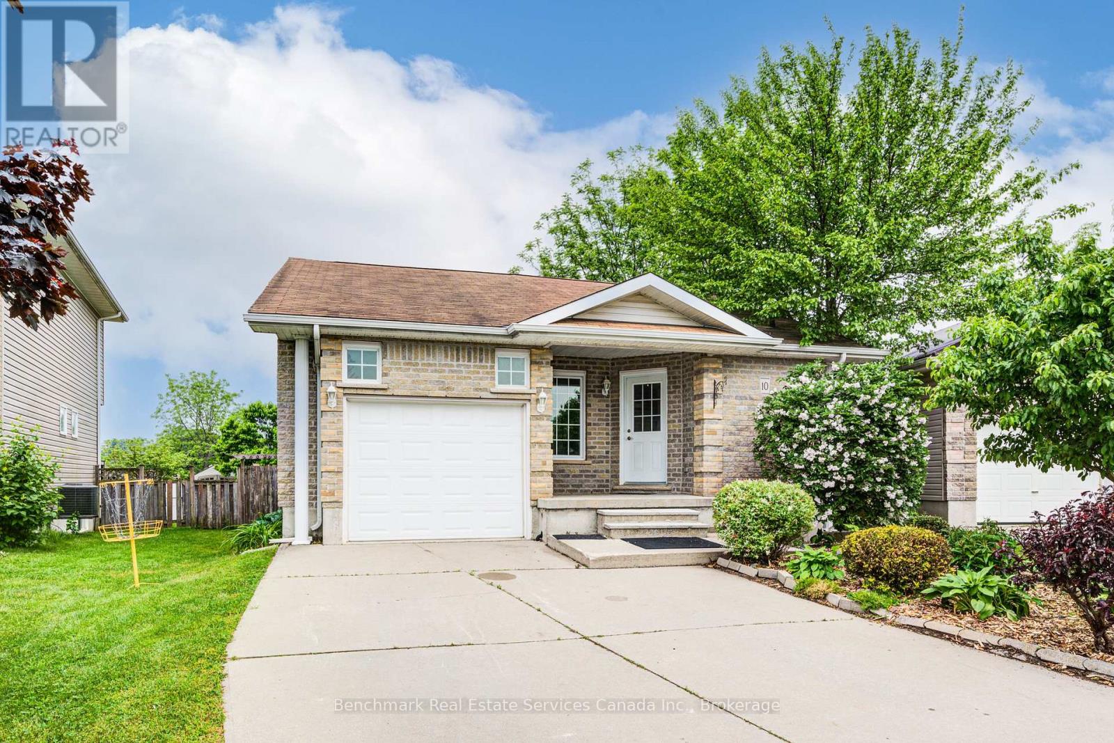 10 Tara Ct, Aylmer, ON N5H 0A1