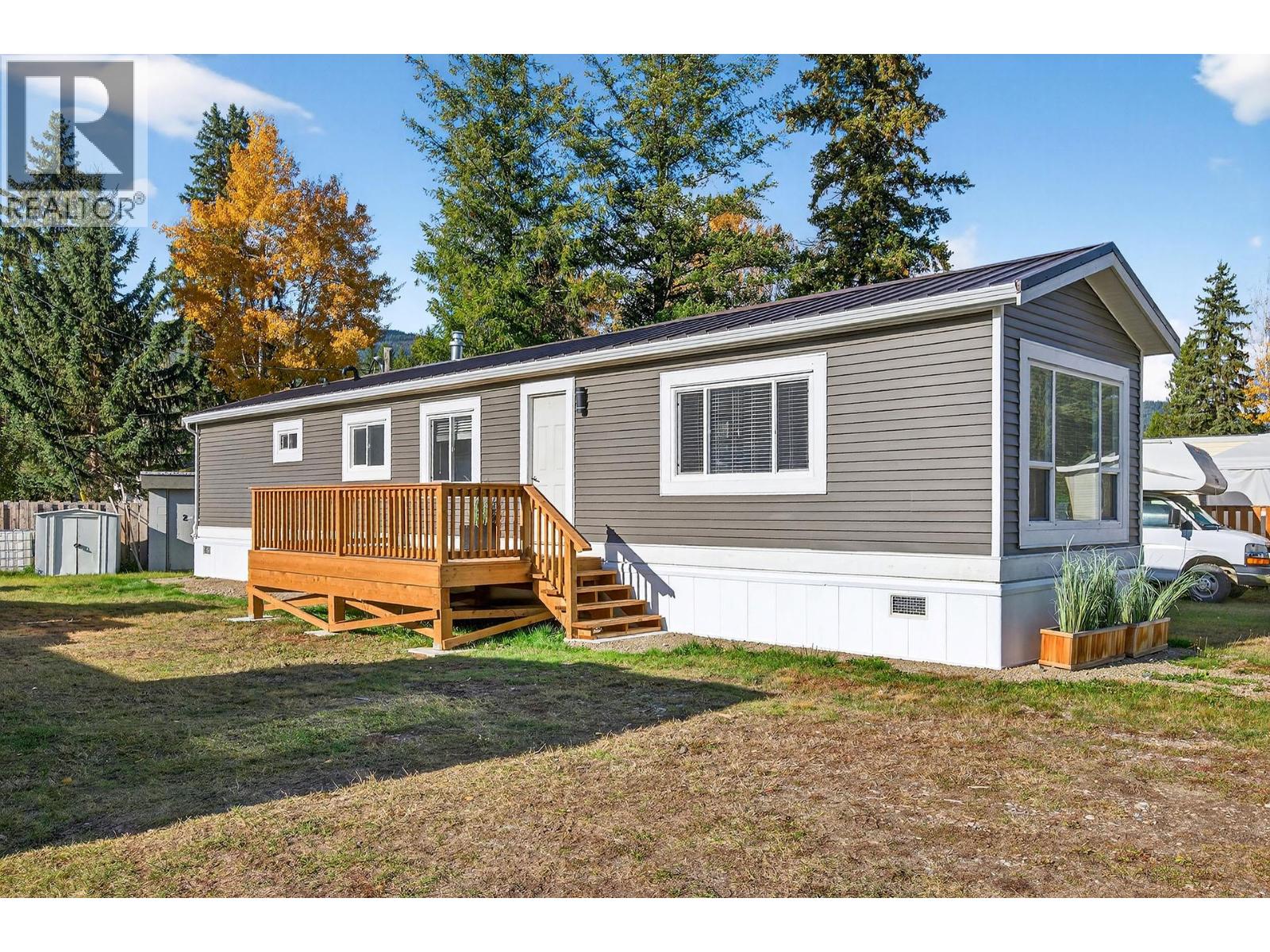 121 Ferry Road Unit 12, Clearwater, BC V0E 1N2