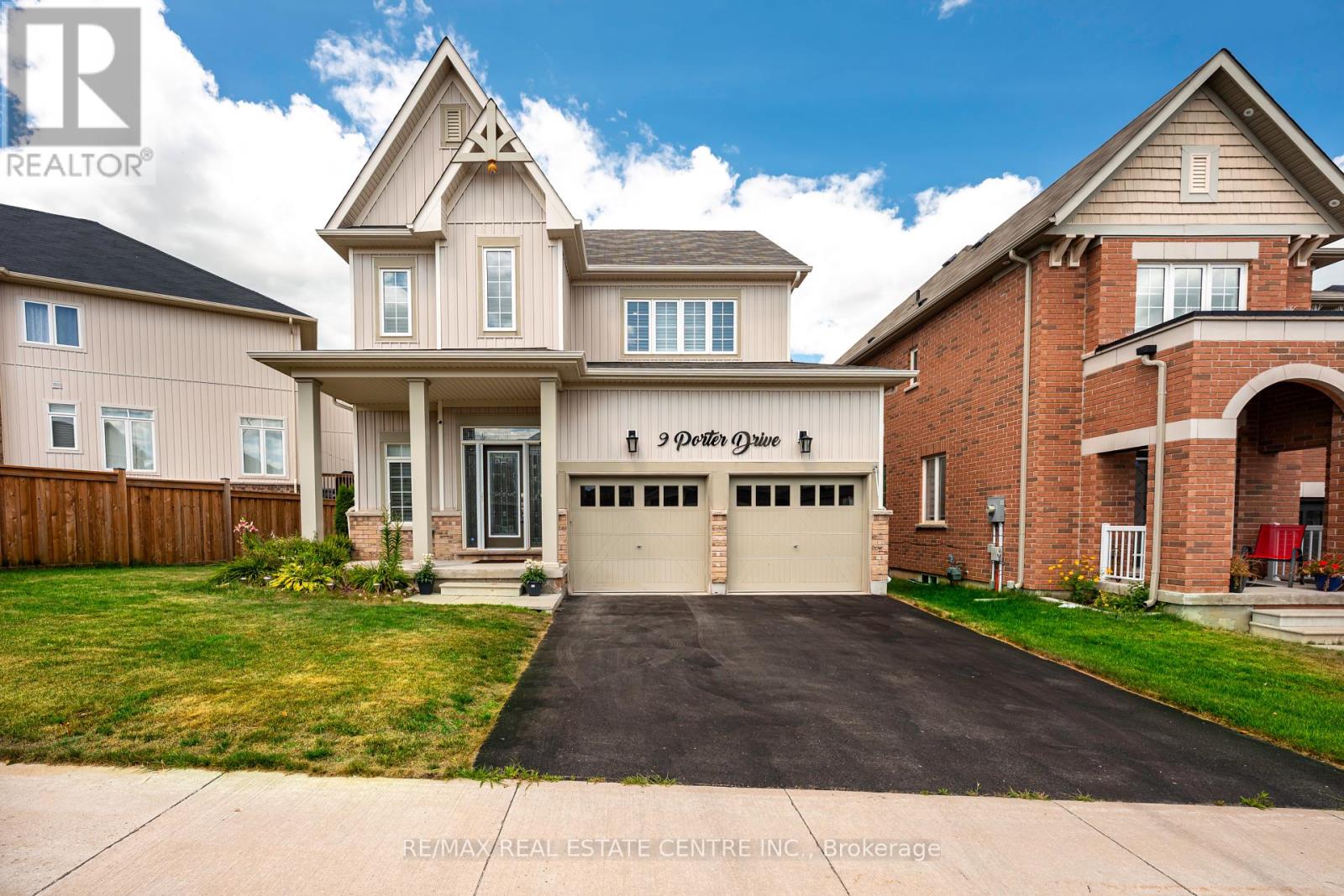9 Porter Dr, Orangeville, ON L9W 6Z4