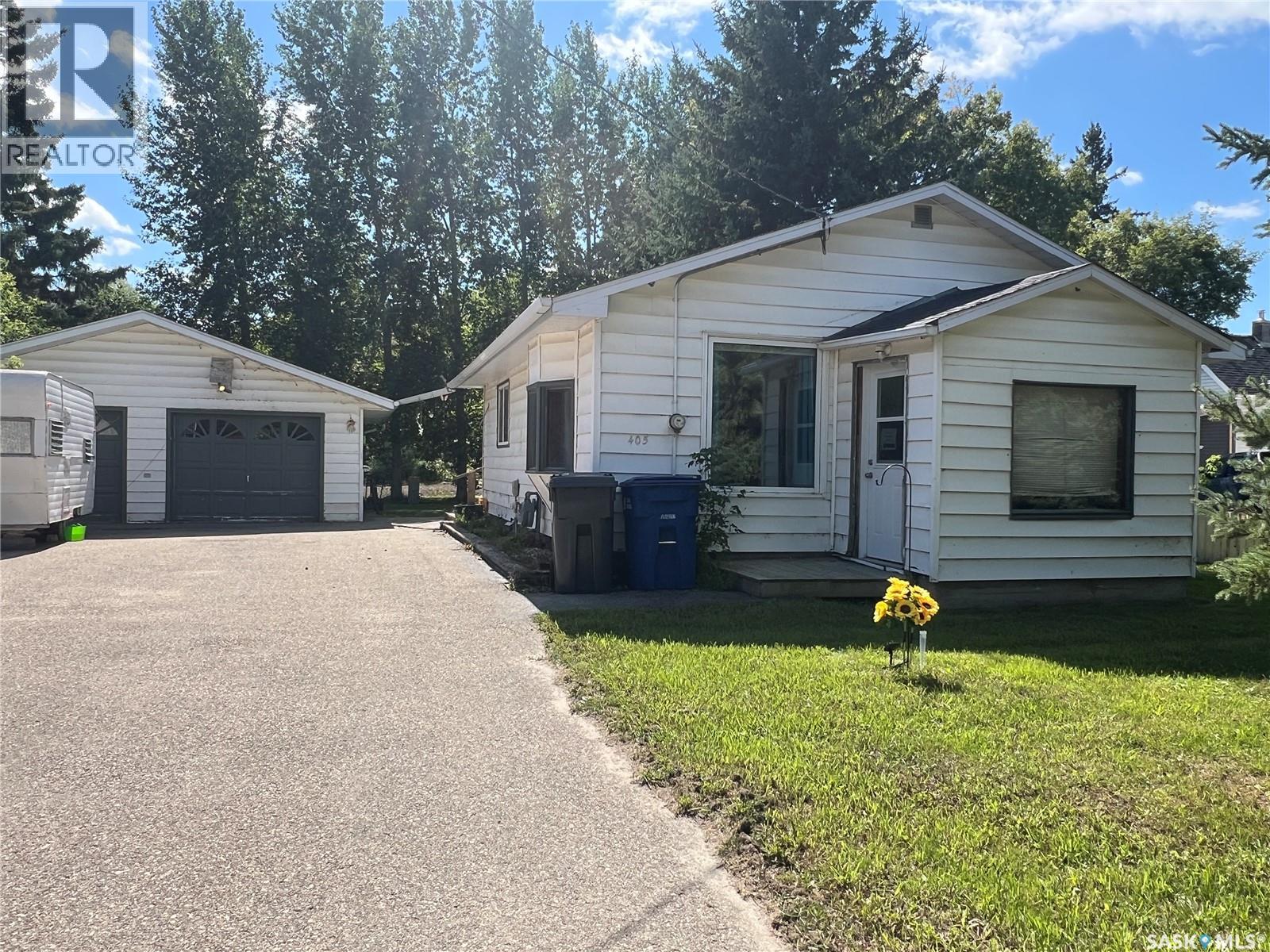 405 Sussex Ave, Esterhazy, SK S0A 0X0