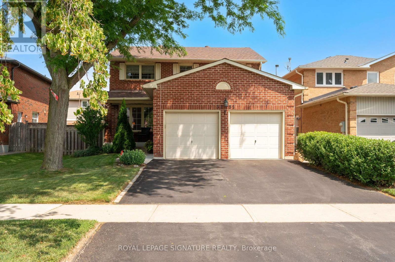 3251 Galbraith Dr, Mississauga, ON L5L 4A5