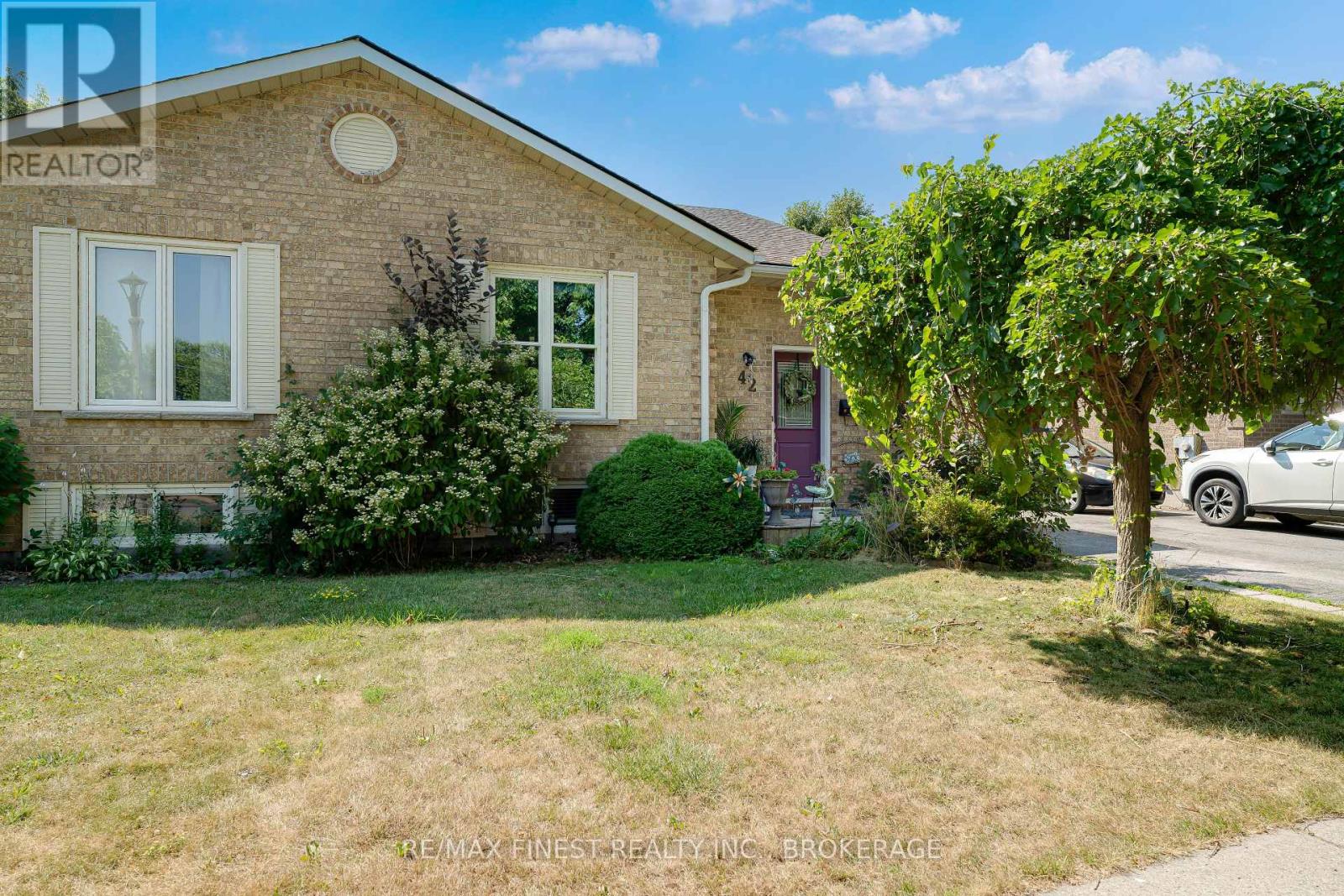 42 Barker Dr, Kingston, ON K7K 6X6