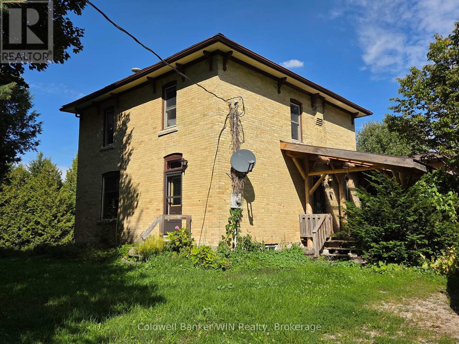 9029 Concession 11, Wellington North, ON N0G 2L0