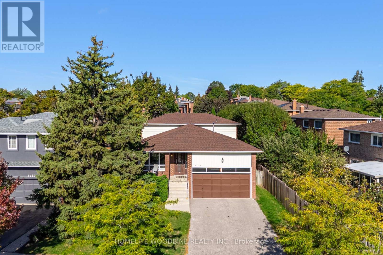 1431 Harmsworth Sq, Oakville, ON L6H 3E8