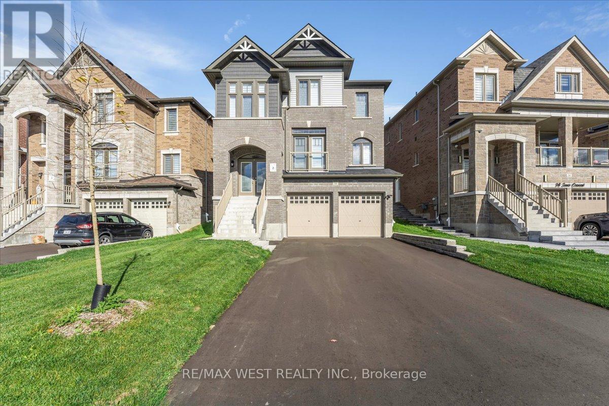 16 Janes Cres, New Tecumseth, ON L9R 0T2