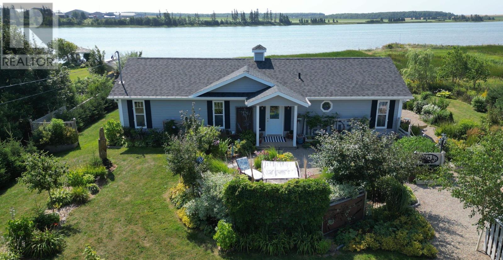 200 Crozier Dr, Summerside, PE C1N 6C3