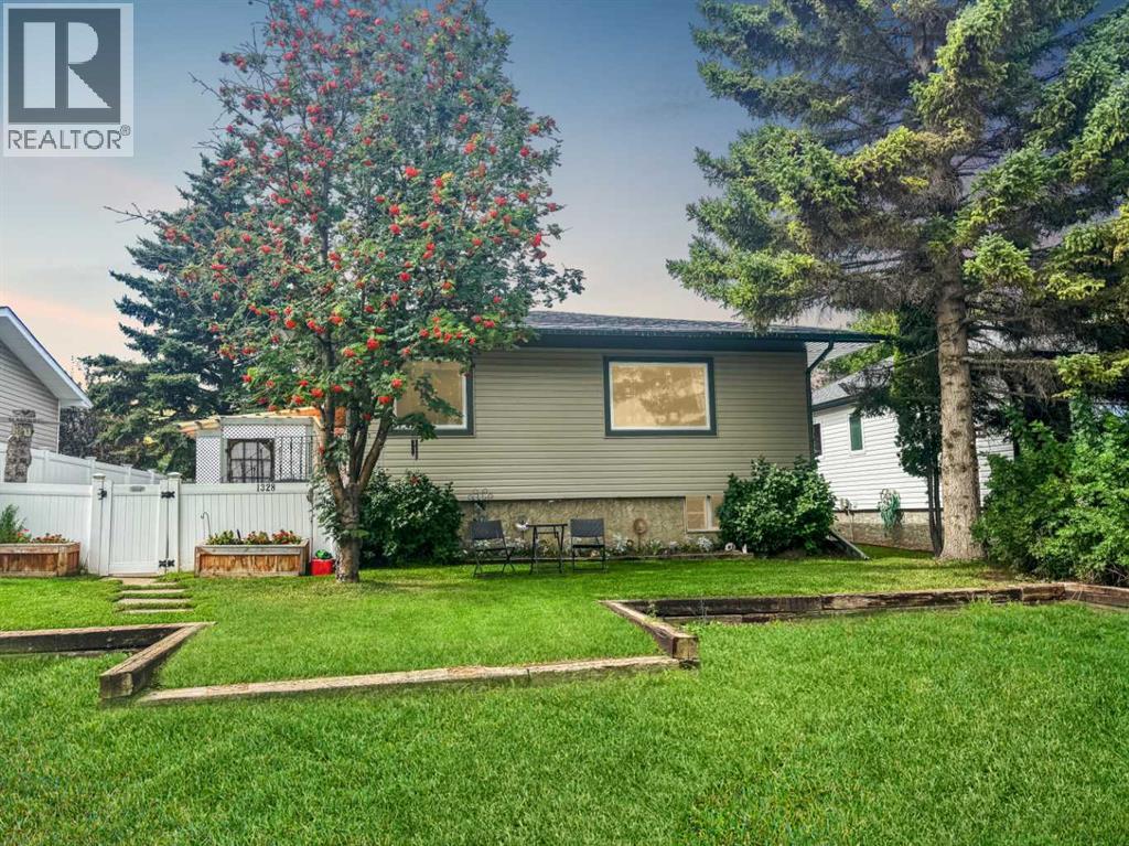 24 Street Unit 1328, Didsbury, AB T0M 0W0