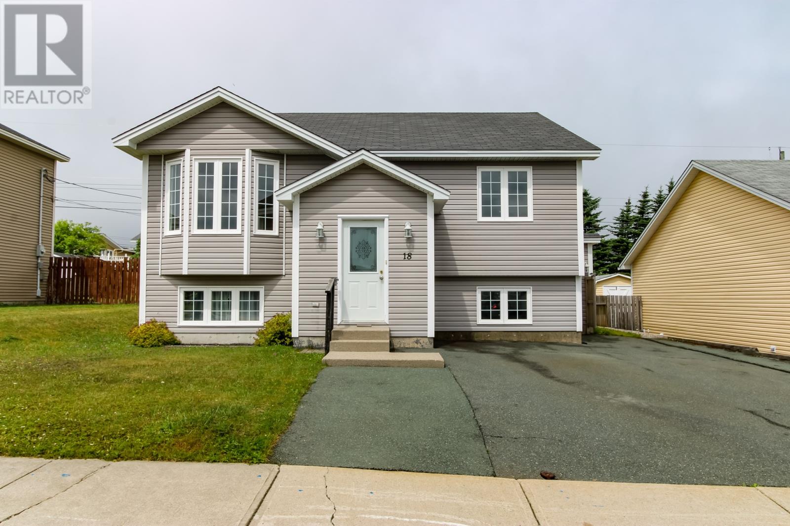 18 Cherokee Dr, St. John's, NL A1A 5Z7