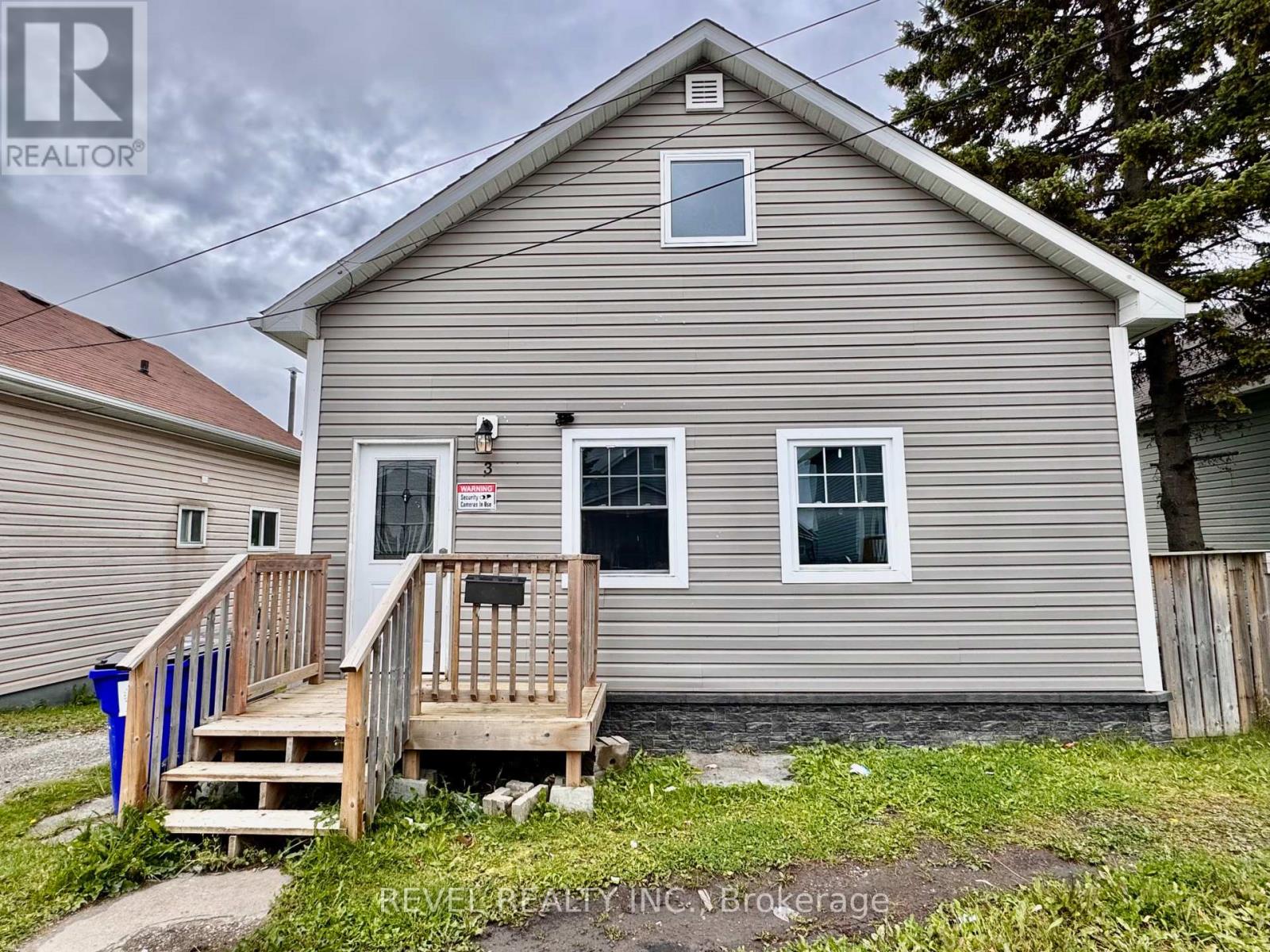 3 Borden Ave, Timmins, ON P4N 4E6