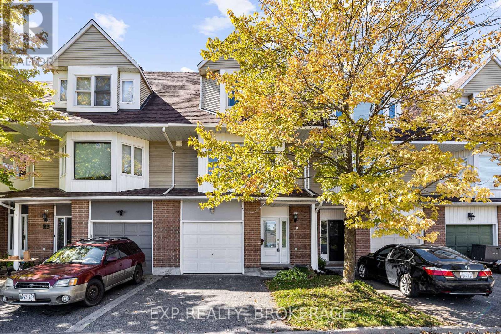 21 Durbin Ct, Ottawa, ON K2L 3T7