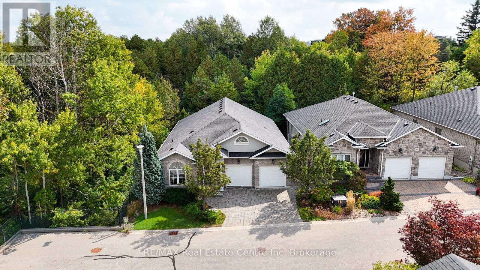 19 15 Valley Rd, Guelph, ON N1L 0H3