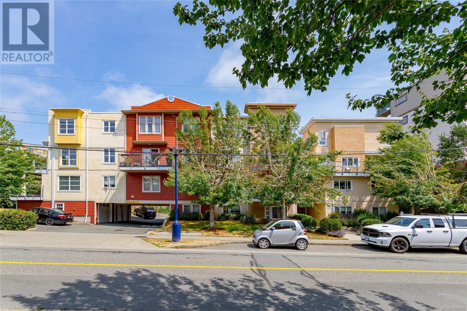 908 Brock Ave Unit 305 Ave, Langford, BC V9B 3C6