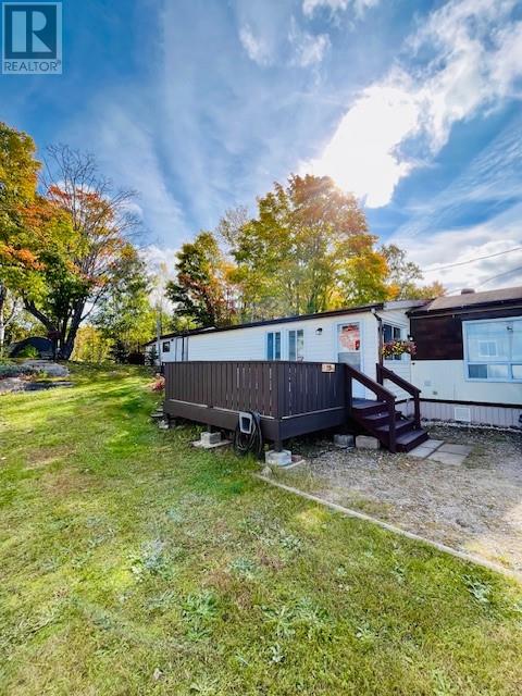 219 Westhill Rd, Elliot Lake, ON P5A 1A9
