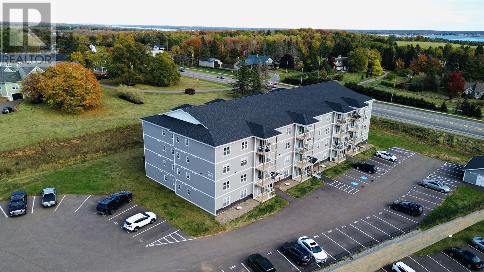 24 Gilbert Drive Unit 305, Charlottetown, PE C1C 0W2