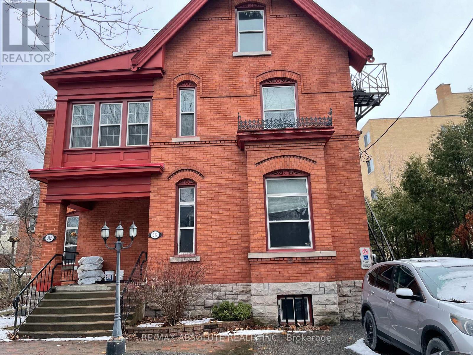 312 Daly Ave, Ottawa, ON K1N 6G7