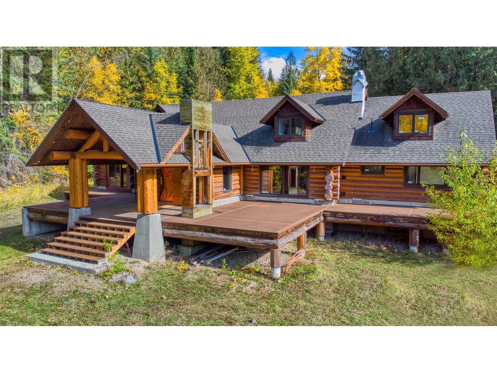 8726 Forsberg Rd, Vernon, BC V1B 3M6