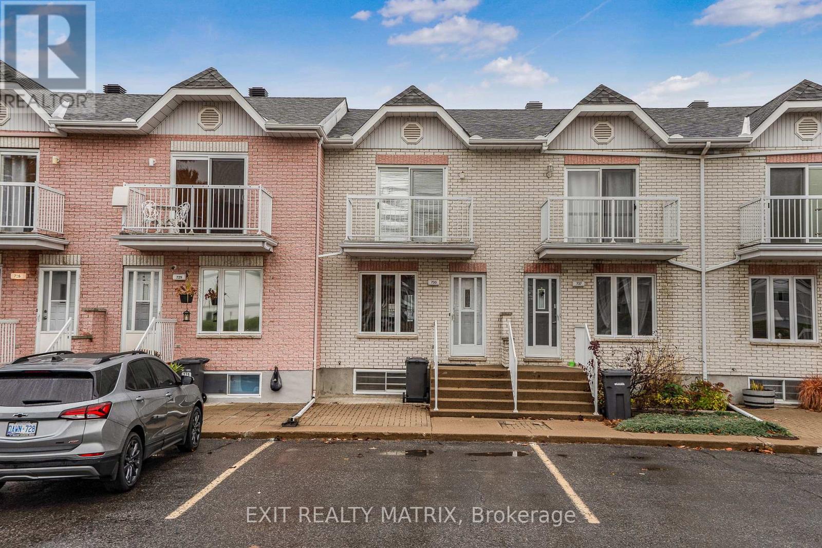 733 Spence Ave, Hawkesbury, ON K6A 3P3
