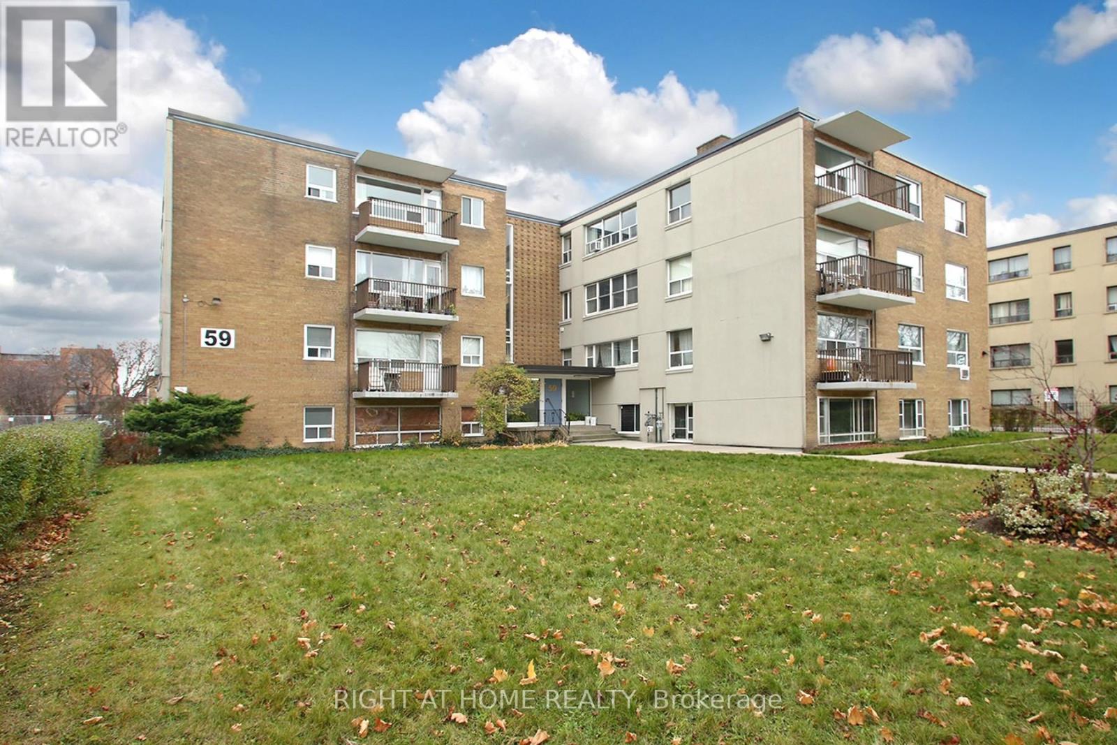 301 59 Neptune Dr, Toronto, ON M6A 1X2