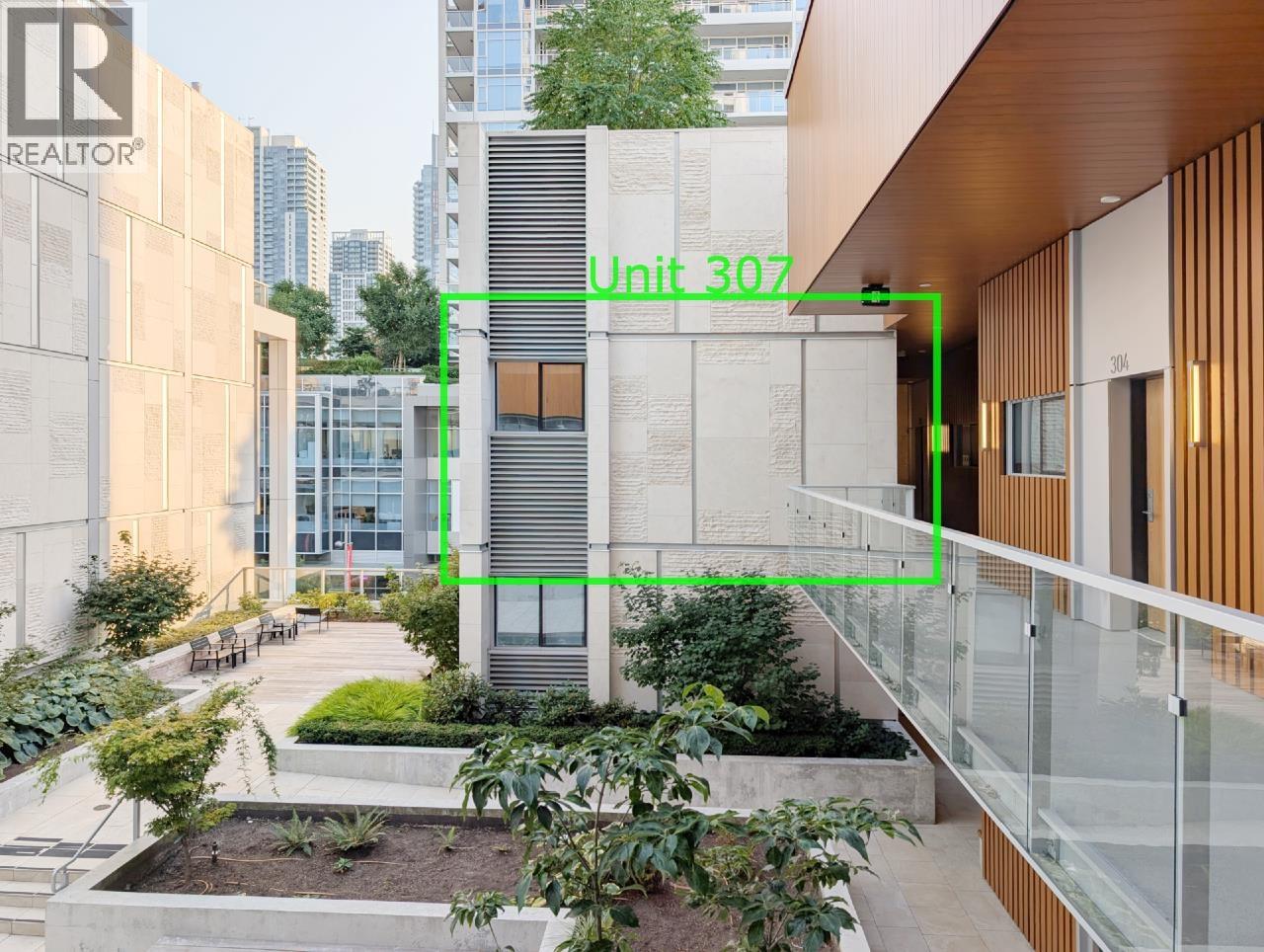 6000 Mckay Avenue Unit 307, Burnaby, BC V5H 0K2