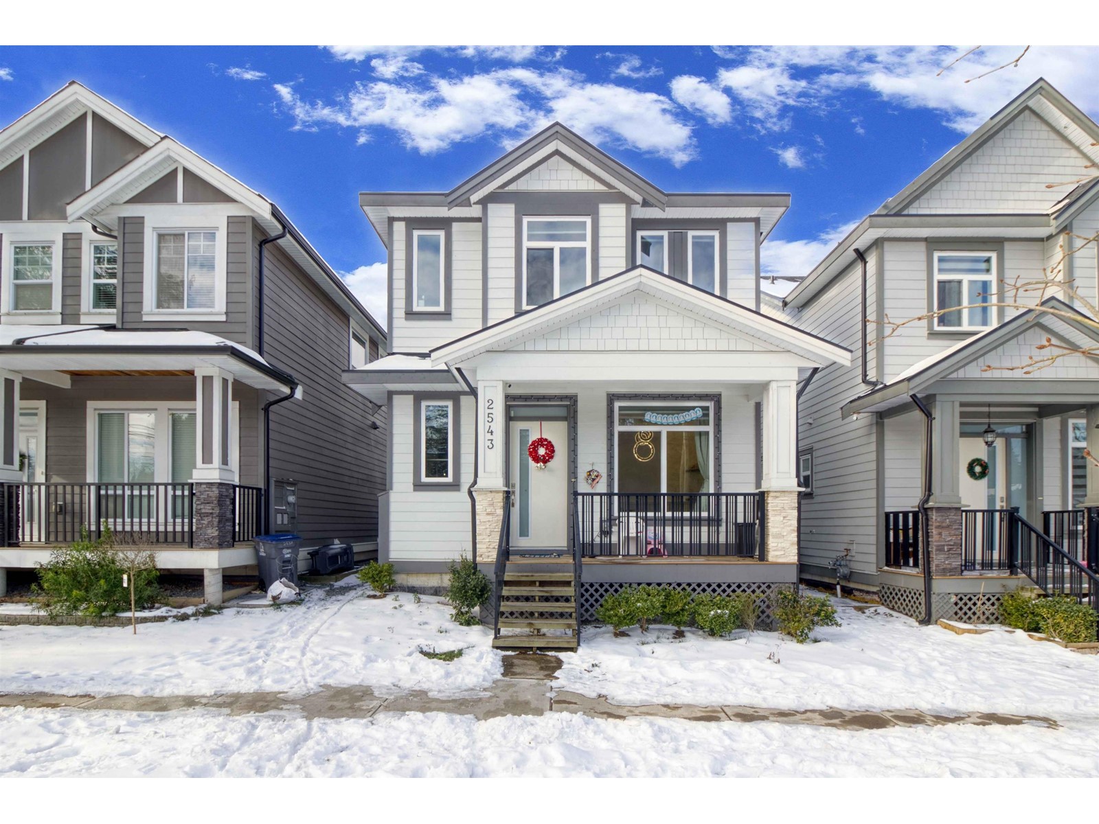 168 Street Unit 2543, Surrey, BC V3Z 0A7