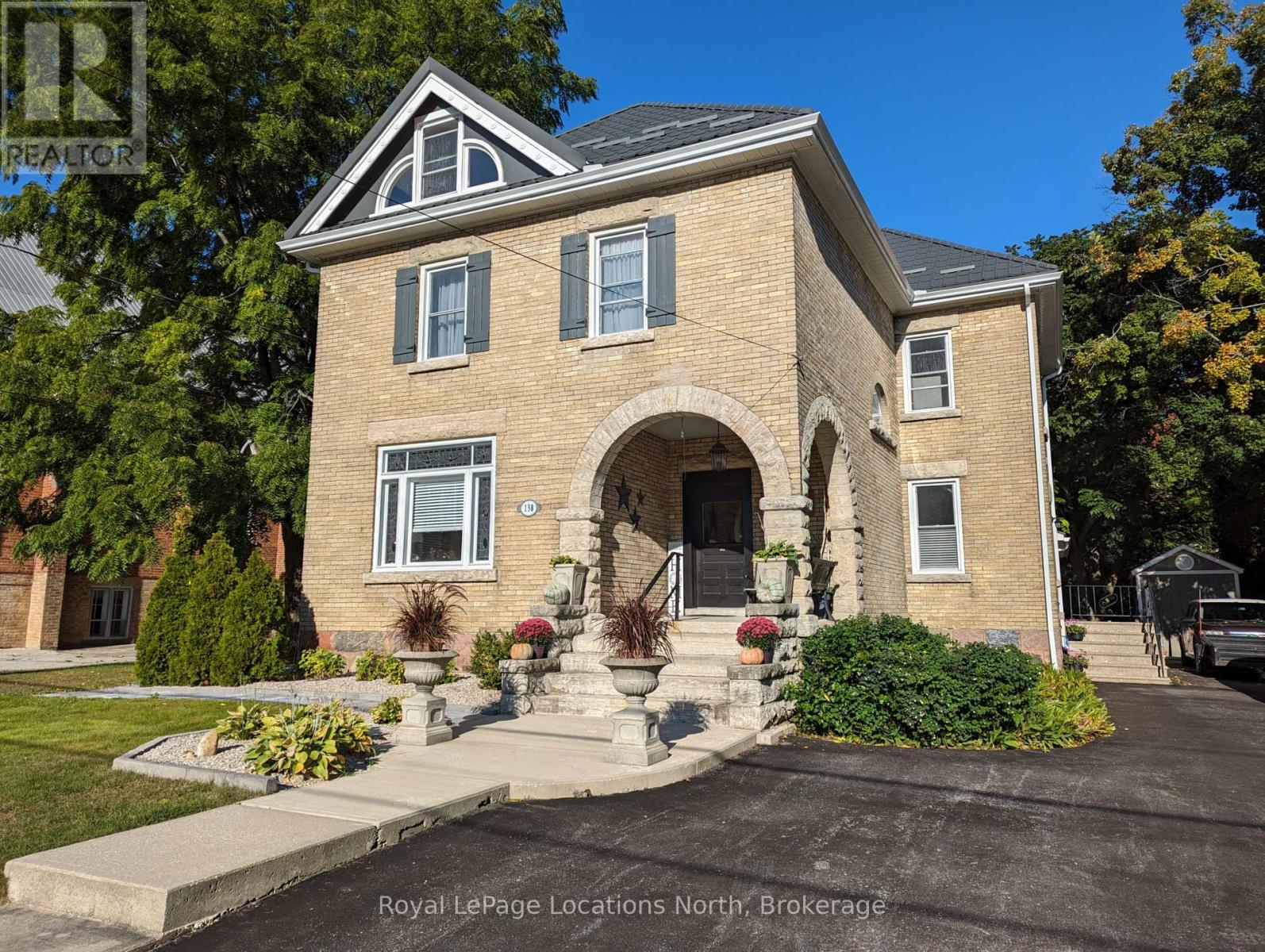 138 Bruce St S, The Blue Mountains, ON N0H 2P0