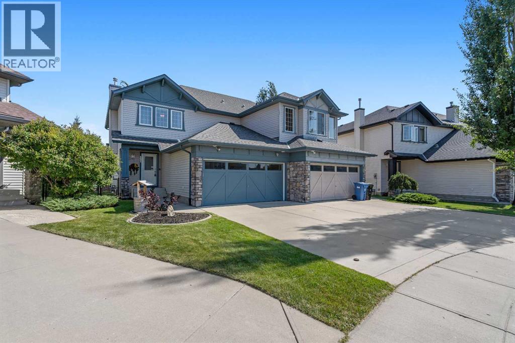 121 Cougarstone Pl SW, Calgary, AB T3H 4W8