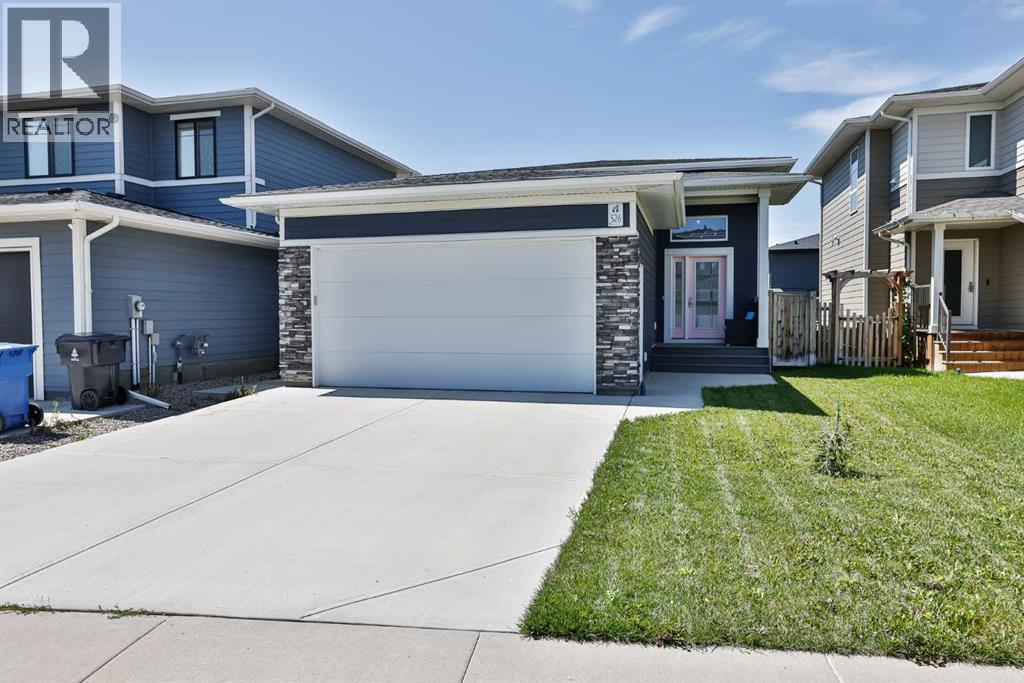 526 Devonia Rd W, Lethbridge, AB T1J 5J7