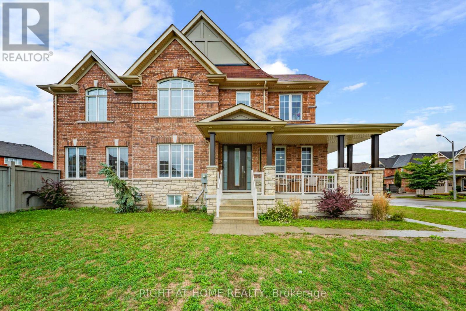 27 Roy Rd, New Tecumseth, ON L0G 1W0