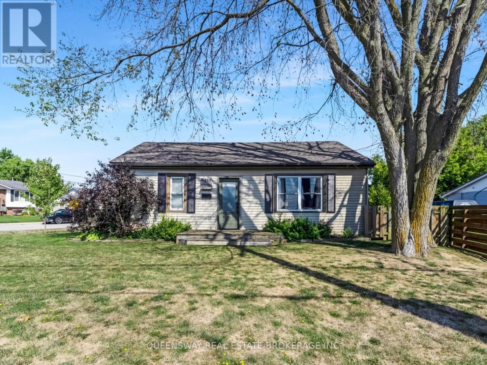 6485 Apt 14 Regional Rd, West Lincoln Smithville, ON L0R 2A0